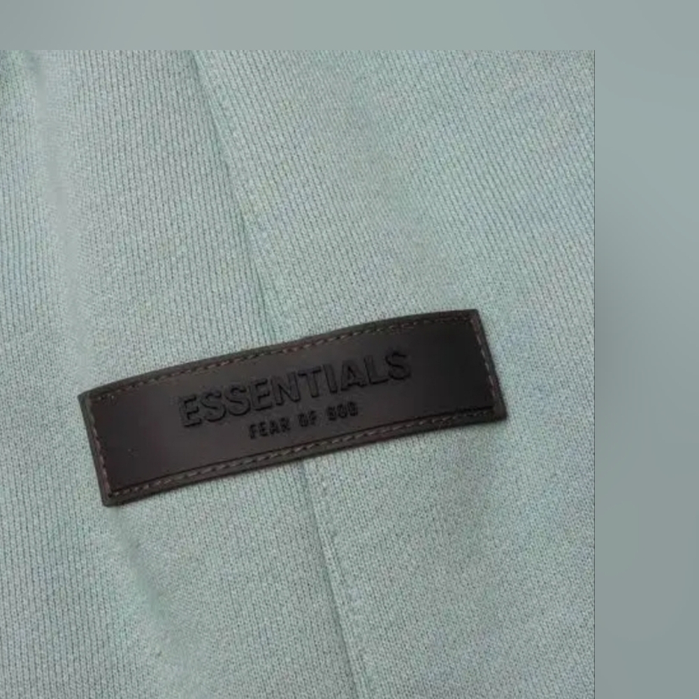 NWT Fear of God Essentials Sycamore Shorts - Picture 3 of 6